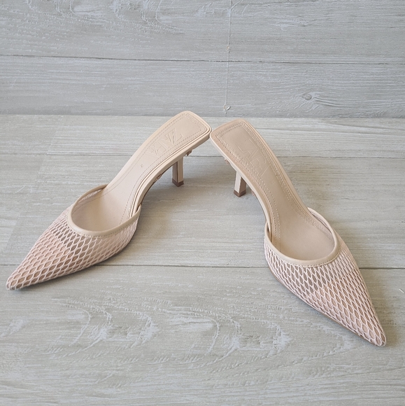Zara Mesh Nude Pointy Toe Slides Mules Sandals